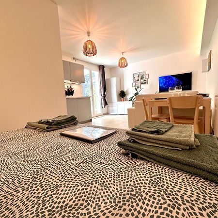 Paisible Studio Tout Neuf En Lisiere De Foret Peyrolles-en-Provence Ngoại thất bức ảnh